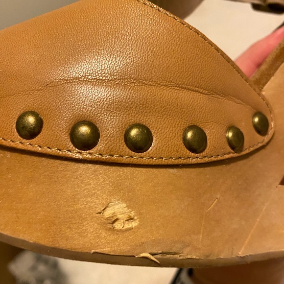 ALDO Women's Tan Baraby Cut Out T Bar Wedge Sandals - Picture 11 of 13